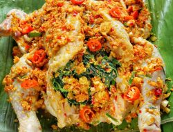 Ayam Betutu, Kuliner Bali yang Kaya Rempah dan Sarat Tradisi