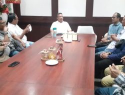 Sekda Gianyar Gus Bem Sidak ASN: “Jangan Seenaknya Datang Terlambat!”